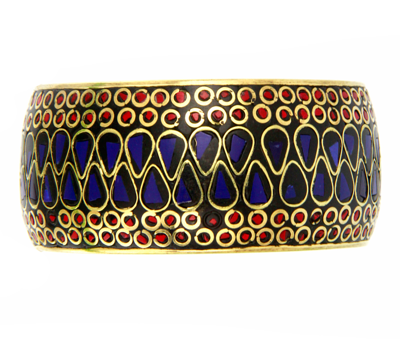 Vogue Crafts & Designs Pvt. Ltd. manufactures Thick Tribal Bangle at wholesale price.