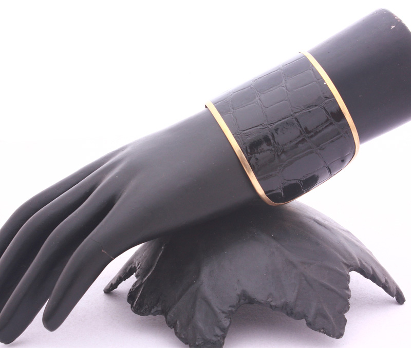 Vogue Crafts & Designs Pvt. Ltd. manufactures Black Out Cuff at wholesale price.