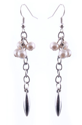 Vogue Crafts and Designs Pvt. Ltd. manufactures Pearly Glam Earrings at wholesale price.
