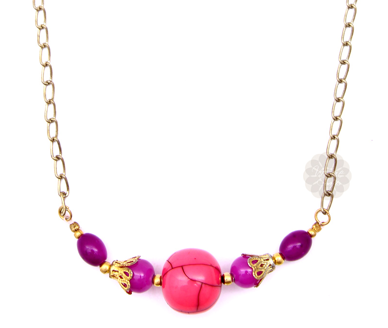 Vogue Crafts & Designs Pvt. Ltd. manufactures Pretty Pink Bead Pendant at wholesale price.