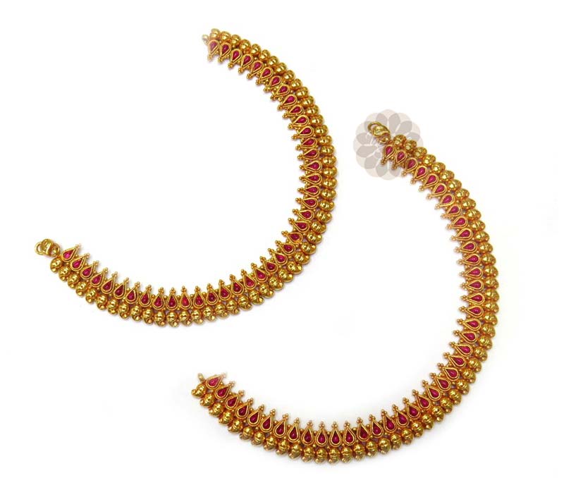 Vogue Crafts & Designs Pvt. Ltd. manufactures Vibrant Red Colored Anklet at wholesale price.