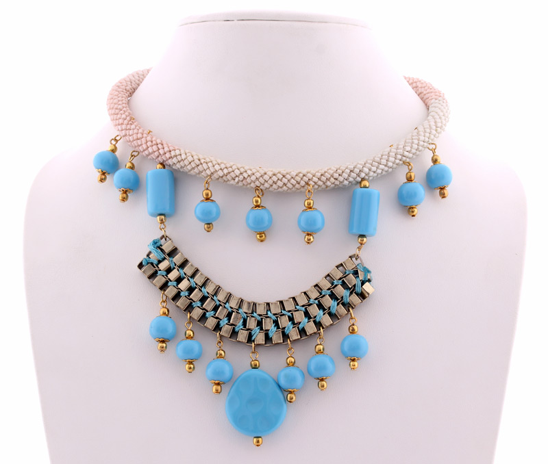 Vogue Crafts & Designs Pvt. Ltd. manufactures Blue Beads and Chain Necklace at wholesale price.