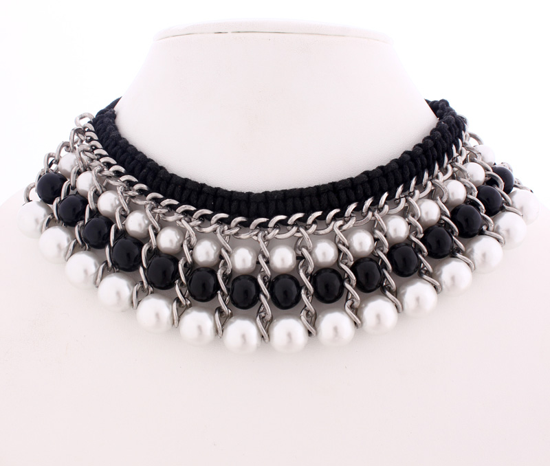 Vogue Crafts & Designs Pvt. Ltd. manufactures Rows of Pearl Necklace at wholesale price.