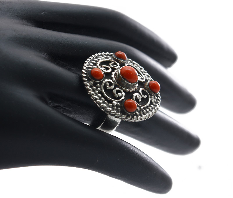 Vogue Crafts & Designs Pvt. Ltd. manufactures Coral Dots Ring at wholesale price.