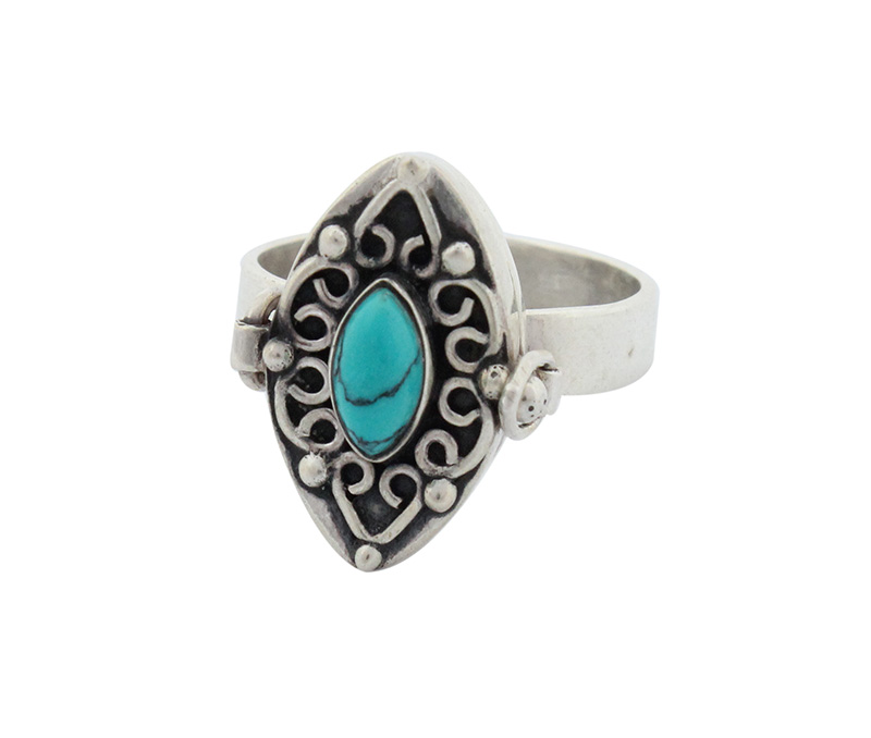 Vogue Crafts & Designs Pvt. Ltd. manufactures Turquoise Stone Silver Ring at wholesale price.