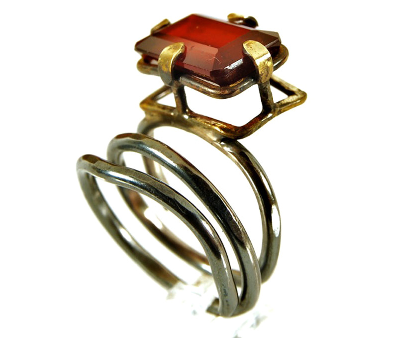 Vogue Crafts & Designs Pvt. Ltd. manufactures Designer Red Stone Silver Ring at wholesale price.