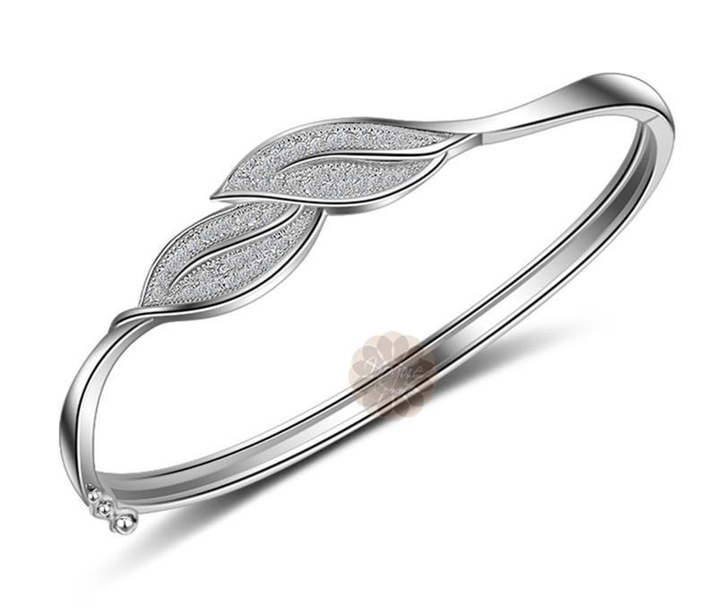 Buy Silver Leaf Bangle At Wholesale Prices