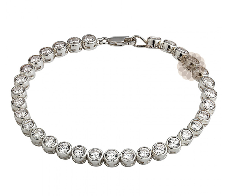 Vogue Crafts & Designs Pvt. Ltd. manufactures Round Stone Silver Bracelet at wholesale price.