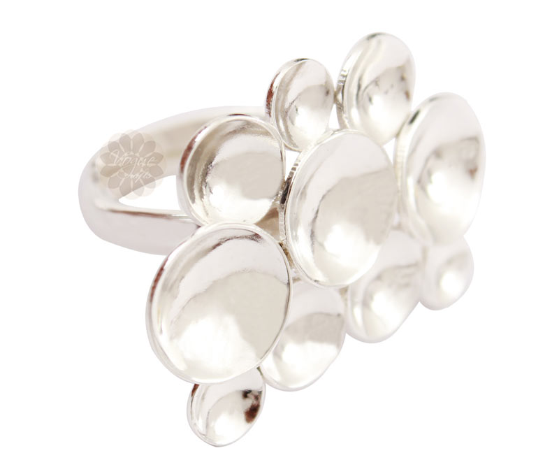 Vogue Crafts & Designs Pvt. Ltd. manufactures Silver Concave Disc Ring at wholesale price.